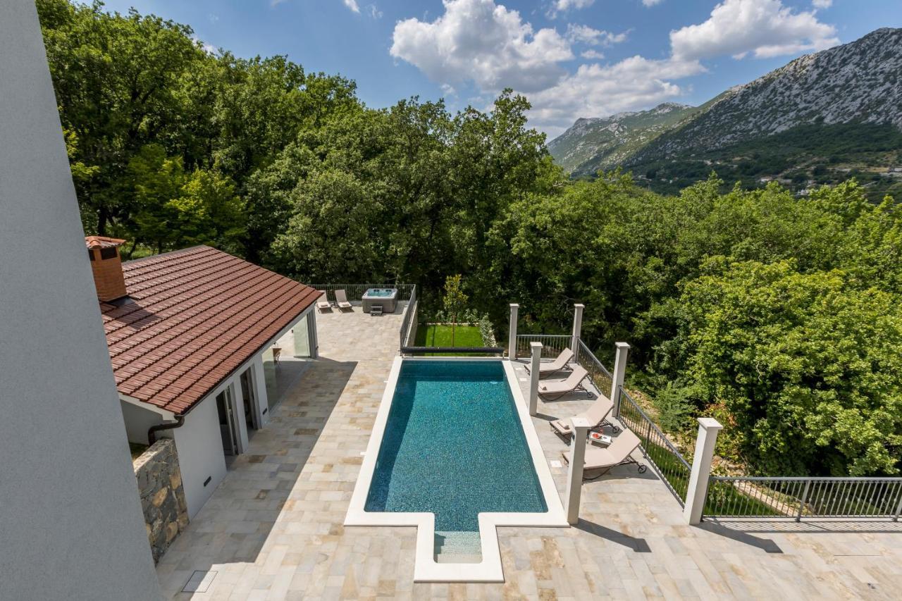 Villa Grey Stone Gata Luaran gambar