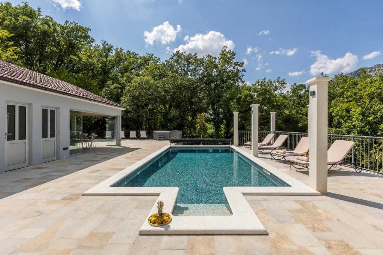 Villa Grey Stone Gata Luaran gambar