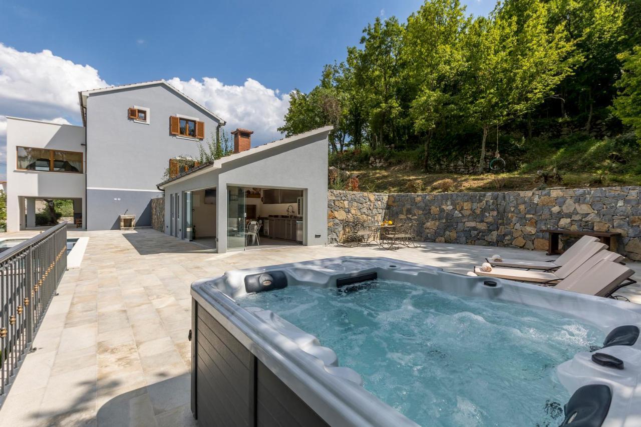 Villa Grey Stone Gata Luaran gambar